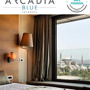 Arcadia Blue **** איסטמבול