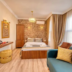 Отель Brown 2 Mansion Oldcity, Стамбул