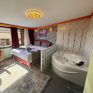 Отель Guer Royal Aparts, Стамбул