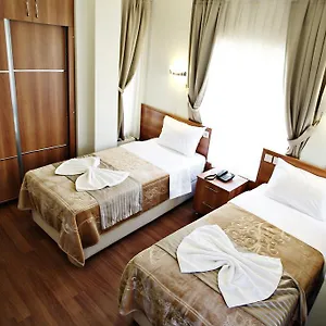 2* Hotel Taksim Palace